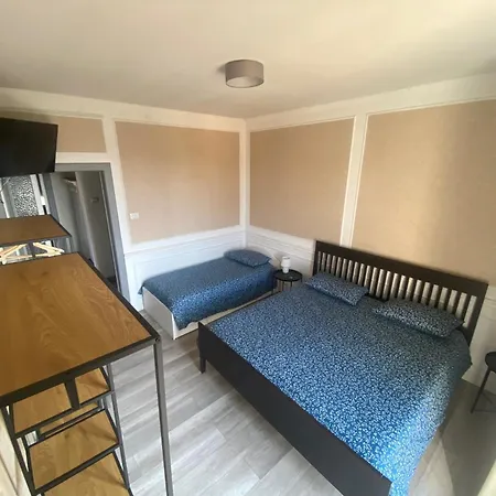 Il Ritrovo, Luminoso Trilocale In Citta Daire