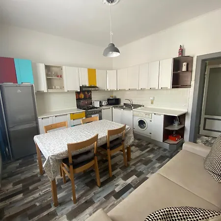 Il Ritrovo, Luminoso Trilocale In Citta Daire Bergamo